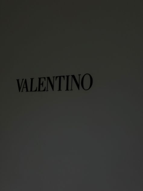 Valentino Wallpaper, Valentino Aesthetic, Wallpaper Dark, Brand Logos, Marry Me, Min Yoongi, Fondos De Pantalla, Brand Logo, Quick Saves