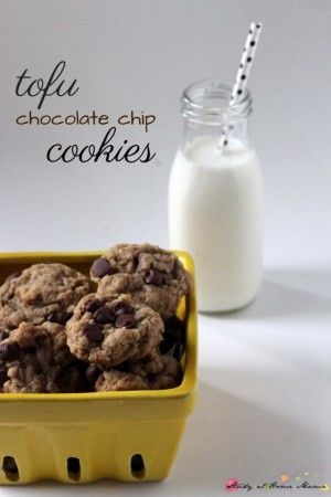 Tofu Chocolate Chip Cookies - a decadent, crunchy-chewy and vegan chocolate chip cookie that you won't believe has no butter, eggs, or milk! Tofu Dessert, Study At Home, Chocolate Chip Cookies Ingredients, Cookies Sugar, Vegan Chocolate Chip Cookies, Vegan Chocolate Chip, Crumpets, Vegan Sweets, Vegan Cookies