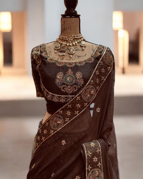 Copper embroidered antique finished Lehenga on chanderi Silk with peacock Motifs. The Festive Collection. In India & USA For more information text 4694637124 USA / Canada 9930166770 / India Email Pooja@mulmulgota.com North America can shop at MulmulGota.com We are now available at AZA in Bandra- Mumbai. ENSEMBLE in Kala Ghoda - Mumbai Don’t miss our upcoming shows in Dallas Houston New Jersey #mulmulgota #mulmulgotazardosi #bandhani #gotapatti #saree #indianwedding #indianbride #b... Love Birthday, Lehenga Wedding, Birthday Special, Audience Engagement, Wedding Lehenga, Bridal Lehenga, Indian Jewellery, Indian Bride, Indian Wear