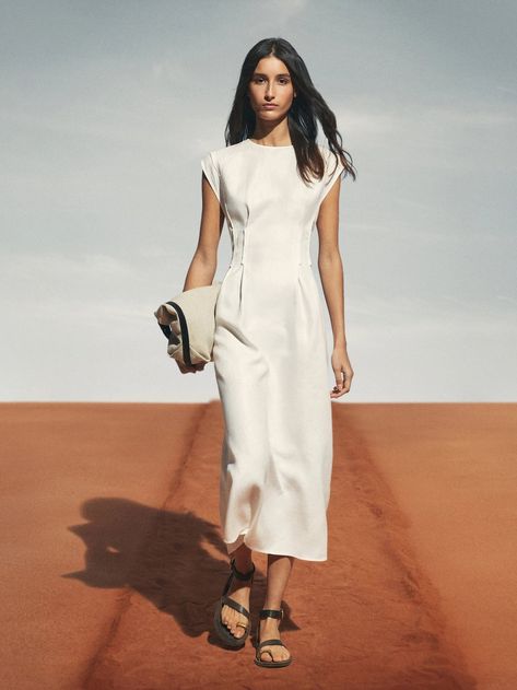 Classic White Dress, Gauze Dress, Linen Midi Dress, Long White Dress, Bow Detail Dress, Pleated Maxi Dress, Looks Chic, Turtle Neck Dress, Knit Mini Dress