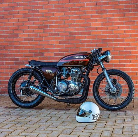 Cb550 Cafe Racer, Cb 750 Cafe Racer, Cb Cafe Racer, Cb 450, Brat Bike, Honda 125, Brat Cafe, Cafe Racer Design, Vintage Cafe Racer