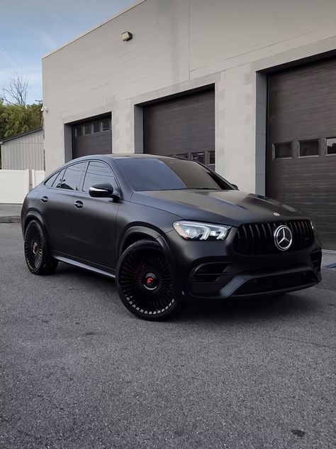 New Benz Car, Luxury Suv Cars, Black Suv, Benz Suv, Black Mercedes, Mercedes Gle, Mercedes Suv, Dream Cars Mercedes, New Luxury Cars