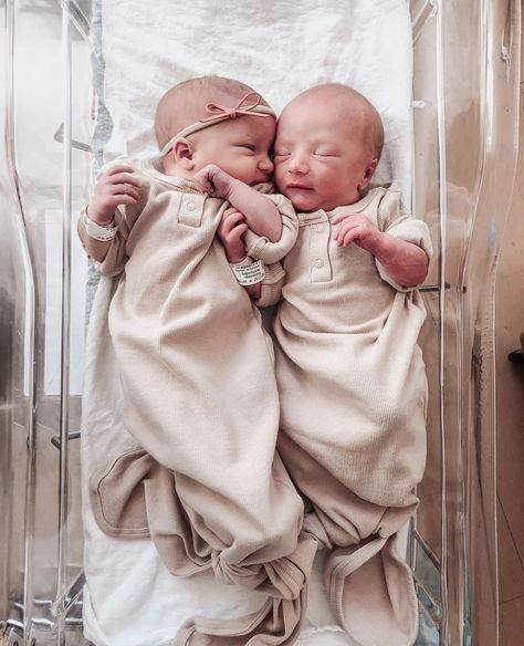 Newborn Twins Hospital, Newborn Hospital Pictures, Baby Hospital Pictures, Newborn Twins Photography, Hospital Photos Newborn, Twin Pictures, Twin Baby Boys, Hospital Pictures, Boy Girl Twins