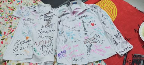 Last day of our school...we will miss our 10th class.🥺❣️ Scribble Day School Shirts Quotes, Class 10 Last Day, Scribble Day School Shirts, 10th Class Memories, Scribble Day, School Shirt Designs, School Memories, Memories Quotes, School Decorations