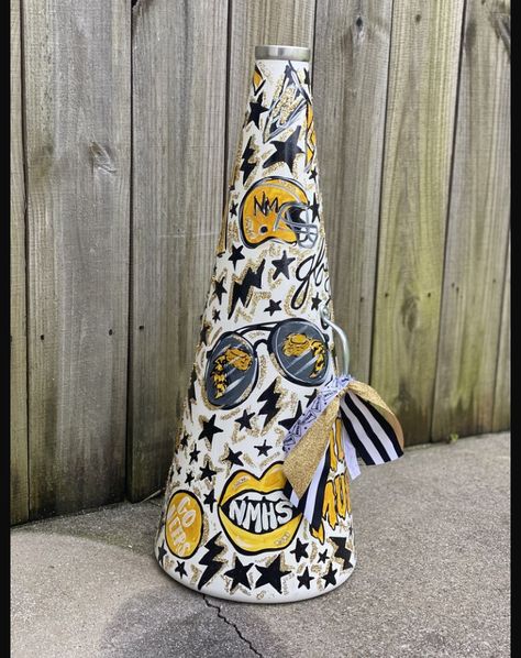 Decorated Megaphone Cheer, Cheer Megaphone Designs Ideas, Mega Phone, Cheerleading Megaphones, Cheer Megaphone, Cheer Ideas, Cheer Poses, Cheer Coach, Cheer Stuff