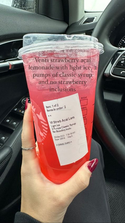 Red Starbucks Drink, Starbucks Strawberry Acai Refresher, Starbucks Drink Menu, Starbucks Secret Menu Recipes, Fun Drink Recipe, Cold Starbucks Drinks, Starbucks Orders, Starbucks Strawberry, Secret Starbucks Recipes