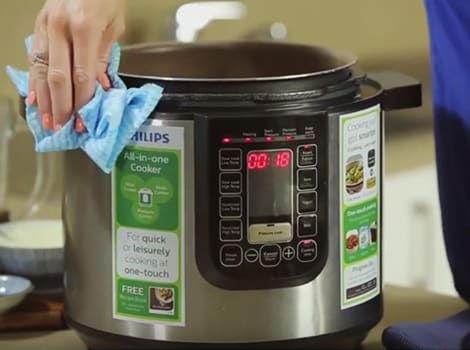 Philips All-in-One Cooker - Cleaning and maintenance video Phillips Pressure Cooker Recipes, Philips All In One Cooker Recipes, Multicooker Recipes, Claypot Chicken Rice, Multi Cooker Recipes, Multi Cooker, Best Instant Pot Recipe, Instant Pot Recipe, Best Slow Cooker