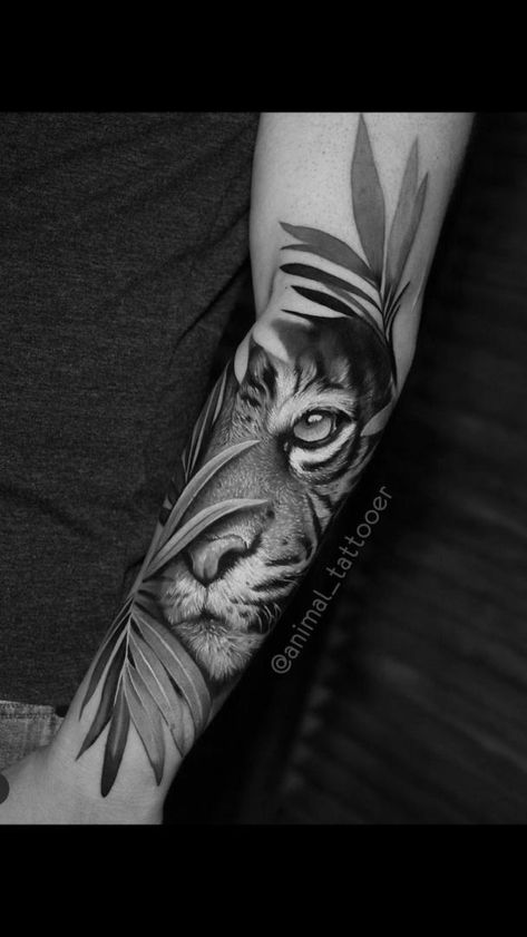 Jaguar Arm Tattoos For Women, Elegant Sleeve Tattoo For Women, Jungle Theme Tattoo Sleeve For Women, Cougar Tattoo For Women, Jaguar Face Tattoo, Jungle Animal Tattoos, Black Leopard Tattoo, Tigress Tattoo, Jungle Tattoo Sleeve