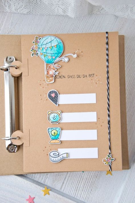 Baby Memory Book Diy, Baby Album Ideas Scrapbooking, Scrapbook Ideas For Baby, Diy Baby Scrapbook, Baby Book Ideas Scrapbook, Baby Photo Album Ideas, Baby Album Ideas, Baby Journal Ideas, Scrapbook Ideas Baby