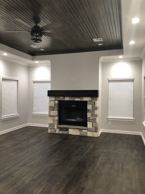 Dark Wood Ceiling Light Wood Floor, Dark Gray Ceiling Bedroom, Grey Wood Ceiling, Dark Wood Floor Living Room Ideas, Grey Ceiling Bedroom, Dark Gray Ceiling, Dark Grey Ceiling, Vintage Moulding, Dark Walnut Floors