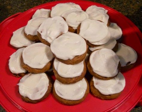 Grammy's Apron (Recipes & Reflections): Ginger Creams Christmas Cookie Recipes Holiday, Cream Cookies, Norwegian Food, Mint Cookies, Favorite Cookbooks, Fall Cookies, Ginger Cookies, Cookie Bar Recipes, Cream Recipes