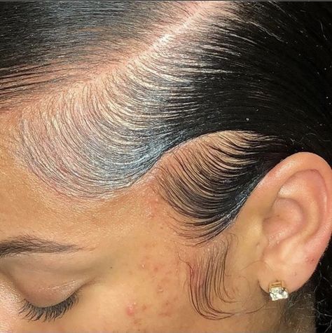 #viral #edges #pimples #lightskin Slayed Edges, Edges Ideas, Edges Laid, Edges Hair, Baby Hairs, Peinados Fáciles Para Cabello Corto, Natural Hair Styles Easy, Hair Laid, Baddie Hairstyles