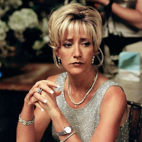 What Carmela Soprano Taught Me About Being a Woman Carmela Soprano, Mafia Wives, Mob Wife Aesthetic, Wife Aesthetic, Money Honey, Wife Style, Steve Buscemi, Tony Soprano, High Hair