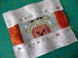 Making A Pillow, Everything Cross Stitch, Cross Stitch Projects Ideas, Cross Stitch Tutorial, Cross Stitch Pillow, Cross Stitch Christmas Ornaments, Halloween Cross Stitches, Framed Cross Stitch, Cross Stitch Finishing