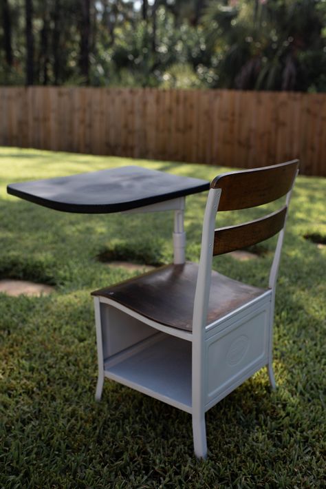 Old School Desk Ideas, Retro School Desk, Metal School Desk, Desk Revamp, Old School Desk, Cocoa Florida, Old School Desks, Vintage School Desk, Unique Chairs Design