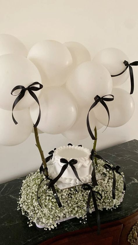 White Balloons Black Ribbon, Black And White Party Aesthetic, Coquette Bday, Sweet Sixteen Birthday Party Ideas, Birthday Cake For Husband, Girly Birthday Party, Pearl Party, Simple Birthday Decorations, Cute Birthday Ideas