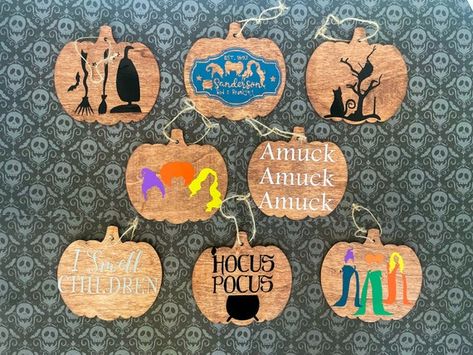 Hocus Pocus Ornaments Diy, Hocus Pocus Christmas Tree, Hocus Pocus Ornaments, Hocus Pocus Decorations, Hocus Pocus Party, Halloween Party Decor Diy, Fall Stuff, 2022 Christmas, Halloween Craft