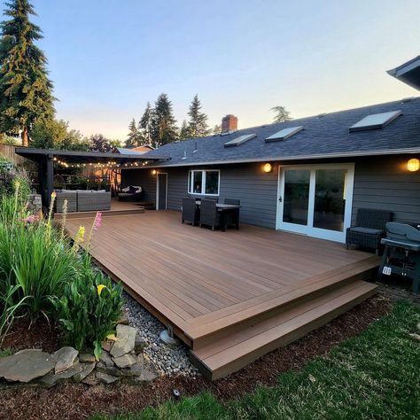 Small Deck Off Master, Level Deck Ideas, Composite Back Deck Ideas, Deck Side Of House, Back Porch Deck Ideas Budget, Back Deck Off House, Modern Back Deck Ideas, Bungalow Back Deck Ideas, Low Deck With Pergola