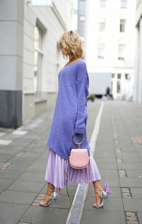 Lavender Dress Outfit, Lavender Outfit, Moda Chic, Everyday Chic, Modest Fashion Outfits, Look Cool, Look Fashion, Classy Outfits, Fashion Lifestyle