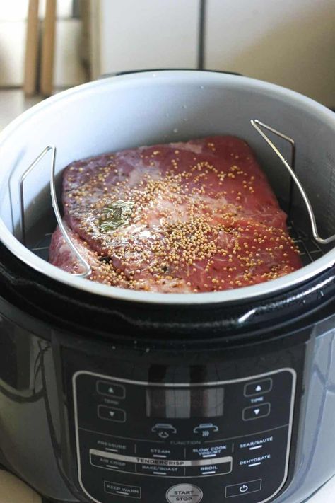 Slow Cook Corned Beef, Cooking Corned Beef Brisket, Pressure Cooker Corned Beef, Instant Pot Corned Beef, Ninja Foodi Grill, Slow Cooker Corned Beef, Cooking Corned Beef, Beef Cabbage, Corn Beef