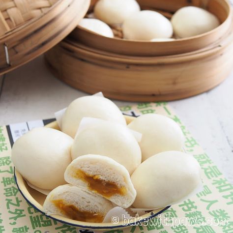 Pumpkin Kaya Pau (Pumpkin Kaya Steamed Buns) Pau Recipe, Kaya Recipe, Pumpkin Buns, Asian Deserts, Steamed Pumpkin, Steam Buns Recipe, Asian Meals, Asian Sweets, Frozen Pumpkin