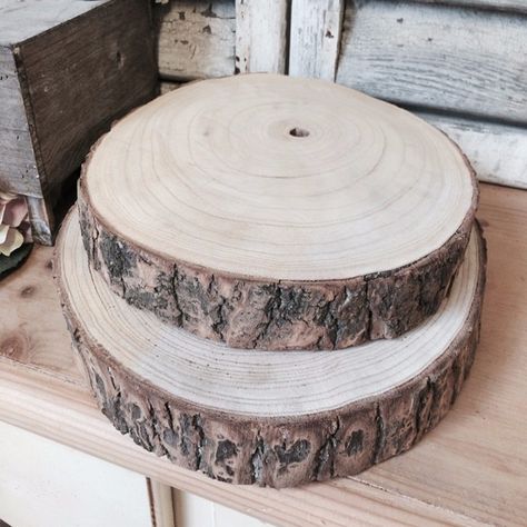 Wood Slices Log Slice Cake Stand, Birthday Display Board, Platter Table, Cake Stand Centerpiece, Wooden Log Slices, Cake Displays, Hamster Care, Christmas Log, Log Slice