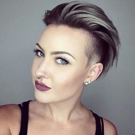 #hairdare Pixie With Highlights, Undercut Hairstyles Women, Beyonce Hair, Short Haircut Styles, Undercut Women, Short Hair Undercut, Athletic Hairstyles, Curly Bob Hairstyles, Undercut Hairstyles