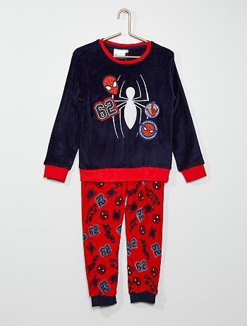 Pijama polar 'Spiderman' de 2 piezas - Azul - Niño - Talla 3A - Un pijama polar de 'Spider-Man' para no coger frío.  - Conjunto de 2 piezas: jersey + pantalón  - Jersey de tejido polar  - Cuello redondo, manga larga - Parches de 'Spiderman' estampados por delante  - Acabados de canalé en contraste  - Pantalón de tejido polar  - Cintura elástica  - Estampado de 'Spiderman' all over Disney Tshirts, All Over, Pajama Pants, Spiderman, Pajamas, Disney, Pants, T Shirt, Quick Saves