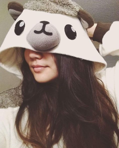 "Fuzzy socks, spicy ginger tea, hedgehog onesie, butter​ mochi in the oven..."  Sounds like the perfect Thursday evening to us! Thanks for being our #KigurumiFanoftheDay @hapahun!  Bundle up for winter today at: www.kigurumi-shop.com  <3 Animal Onsies For Women, Bear Onsies For Adults, Hedgehog Onesie, Animal Onesie Pajamas, Onzie Pajamas Bear, Butter Mochi, Thursday Evening, Fuzzy Socks, Ginger Tea