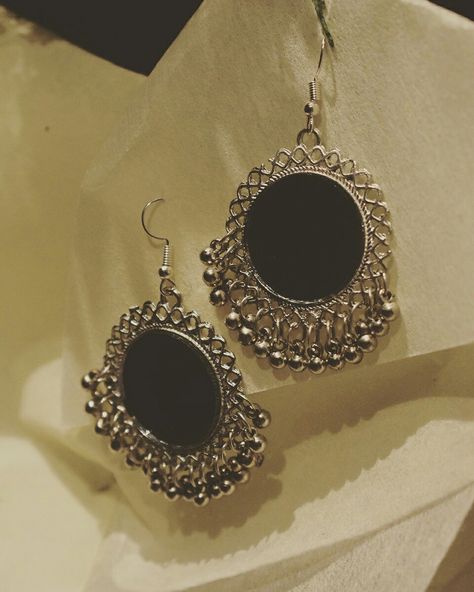 Vintage silver mirror earrings  Pinterest @himaniheenu Shop at Insta @Anijeshaa_collection Oxidised Mirror Earrings, Silver Jhumkas, Mirror Earrings, Earrings To Make, Silver Jewelry Accessories, Indian Jewelry Earrings, Antique Jewellery Designs, Silver Jewellery Indian, Indian Jewellery Design Earrings