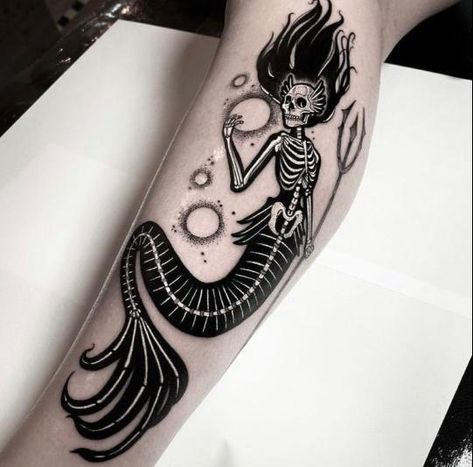 Skeleton Leg Tattoo, England Tattoo, Little Mermaid Tattoo, Mermaid Tattoo Designs, Tattoo Uk, Mermaid Skeleton, Dark Mermaid, Tattoo Filler, Skeleton Tattoos