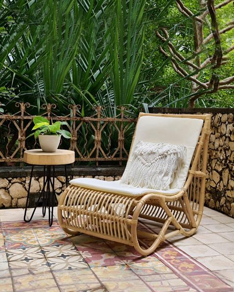 🌴☀️ Bring a piece of Bali paradise into your home with InFurnitures Henrik rattan lounger! Handcrafted out of natural rattan with love and skill, it’s the perfect blend of comfort and style, don’t miss out on this unique piece of island luxury! 🏝️✨ Follow for collaborations 🙌❤️ 𝐰𝐰𝐰.𝐢𝐧𝐟𝐮𝐫𝐧𝐢𝐭𝐮𝐫𝐞𝐬.𝐜𝐨𝐦 #infurnitures #rattanfurniture #lounger #furniture #rattanchair Rattan Lounger, Koh Kood, Rattan Chair, Rattan Furniture, Galaxy Wallpaper, Unique Pieces, With Love, Bali, Paradise