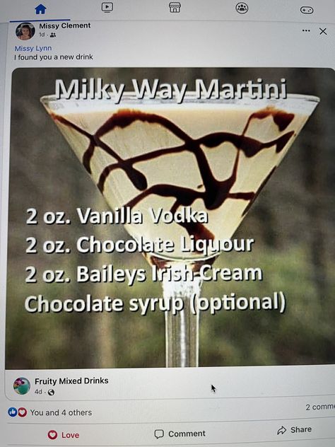 Cream Liqueur Drinks, Bar Specials, Fruity Mixed Drinks, Whipped Cream Chocolate, Drink Recipies, Martinis Drinks, Alcholic Drinks, Cocktail Drinks Alcoholic, Pudding Shots