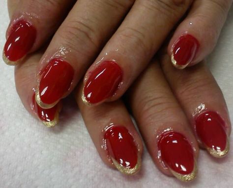 cherry red and golden tip... Nails With Golden Details, Red And Gold Nails, Gold Nails, Nails Designs, Cherry Red, Red And Gold, Red Nails, Nail Designs, Cherry