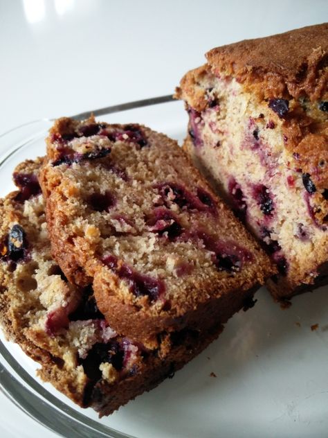 Have you ever tried blackcurrant banana bread? Its recipe (and many more blackcurrant recipes) are on the website of the IBA. Blackcurrant Recipes Desserts, Banana Fruit Cake Recipe, Blackcurrant Recipes, Black Currents, Aronia Berry Recipes, Black Currant Cake, Black Currant Recipes, Currant Bread, Allotment Recipes