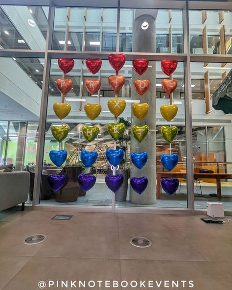 Pride Backdrop, Pride Balloons, Pride Month Decorations, Pride Decorations, Pride Ideas, Progress Flag, Nice Office, Pride Party, Pride Event