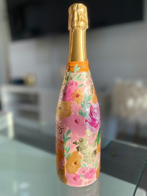 Pink Painted Champagne Bottle, Champaign Bottles, Painted Champagne Bottles, Champaign Bottle, Day Wedding Decor, 21st Birthday Themes, Champagne Art, 2026 Wedding, Bachelorette Decor