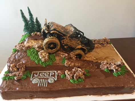 Jeep mudding cake Jeep Birthday Cake, 4 Wheeler Cake, Jeep Birthday, Camo Cakes, Jeep Cake, Susie Cakes, Bike Cakes, New Jeep Wrangler, Grooms Cakes