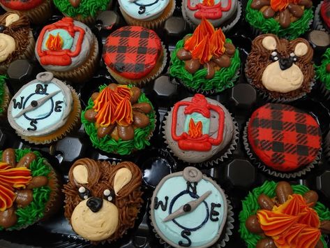 One Happy Camper Birthday Cupcakes, Camp Theme Cupcakes, Outdoorsy Cupcakes, Camping Cupcakes Ideas, Tent Cupcakes, One Happy Camper Cupcakes, Camping Theme Cupcakes, Camping Cupcakes, Camp Cupcakes