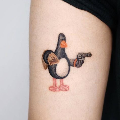 Feathers Mcgraw, Continuous Line Tattoo, Mo Ganji, Ma Tattoo, Waist Tattoos, Single Line Tattoo, Owl Tattoo Design, Tattoo Clothing, Latest Tattoos