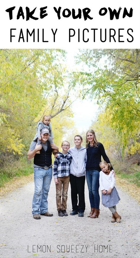 Tips for Taking Your Own Family Pictures // Lemon Squeezy Home Taking Your Own Family Photos, How To Take Good Family Pictures, Easy Holiday Photo Ideas, Taking Family Pictures Yourself, Tips For Taking Your Own Family Photos, Call Family Pictures, How To Take Family Photos Yourself, Family Pictures At Home Ideas, Diy Family Pictures At Home