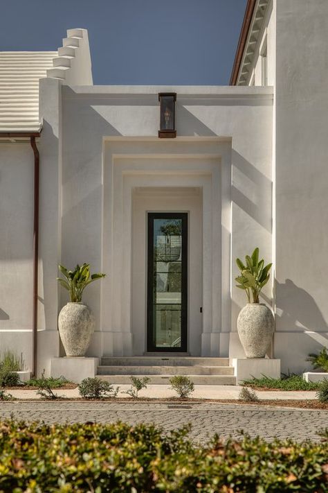 Minimalistic House Exterior, Midcentury Modern Exterior, Portico Entry, Industrial Decor Bedroom, Modern Tuscan, Coastal Industrial, Beach Interior Design, Palm Springs Home, Beach Interior