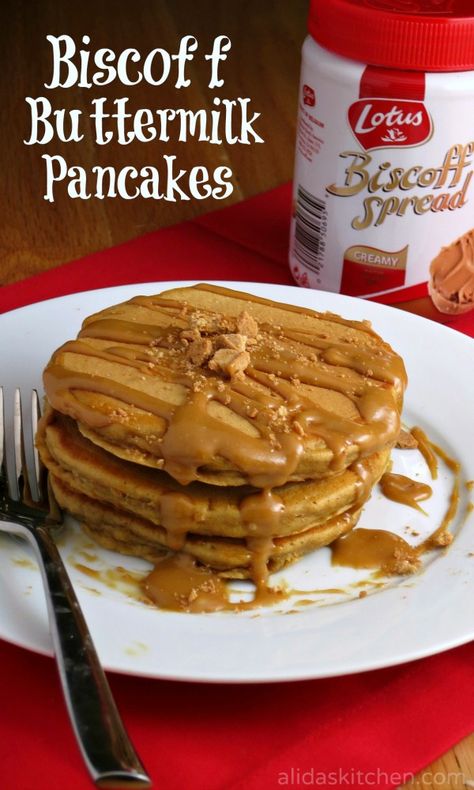 Biscoff Buttermilk Pancakes #BiscoffSpreadsLove - Alida's Kitchen #recipes Cookie Butter Pancakes, Biscoff Pancakes, Butter Pancakes, Biscoff Recipes, Biscoff Cookie Butter, Butter Cookies Recipe, Buttermilk Pancakes, Breakfast Pancakes, Pancakes And Waffles