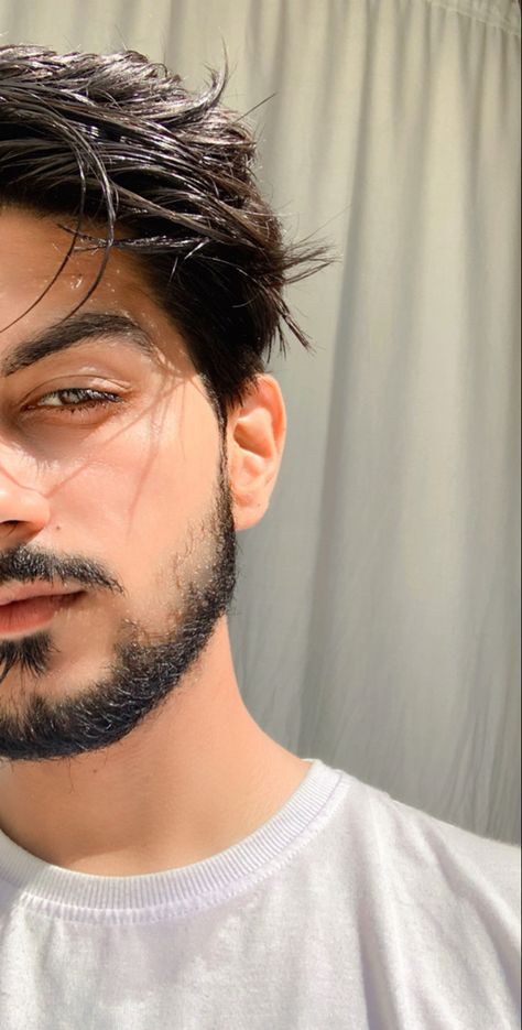 Man Dp Pic, Selfie Pose For Man, Boys Snap Picture, Pakistani Boys Pic, Cute Indian Boys Pics, Boy Dp Aesthetic, Boy Selfie Poses, Boys Instagram Dp, Boys Pics For Dp