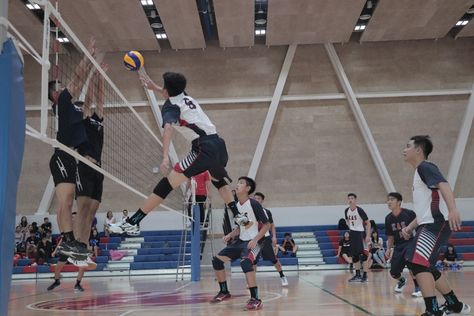 Student playing Volleyball. From the picture is shows the focused on the person, it makes the person clear in the front but also not clear in the back. Playing Volleyball, Volleyball Pictures, Basketball Photography, Yearbook, The Picture, Volleyball, The Back, Basketball Court, Basketball