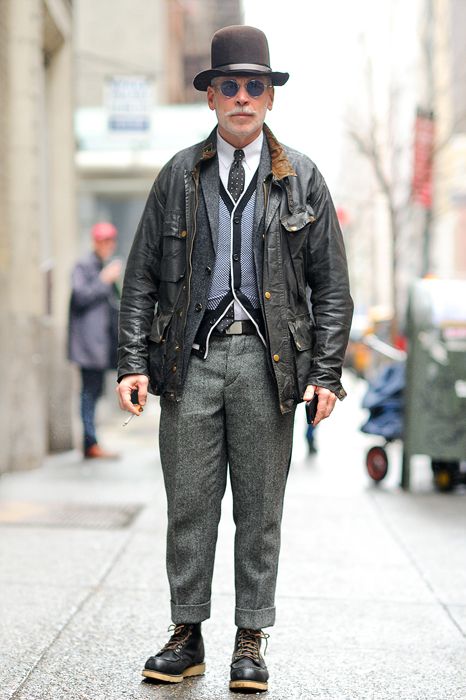 Nick Wooster Source: monsieurjerome.com Dress Pants Men, Casual Steampunk, Suede Suit, Nick Wooster, Tweed Men, Men Streetstyle, Eccentric Style, Men's Waistcoat, Mens Life