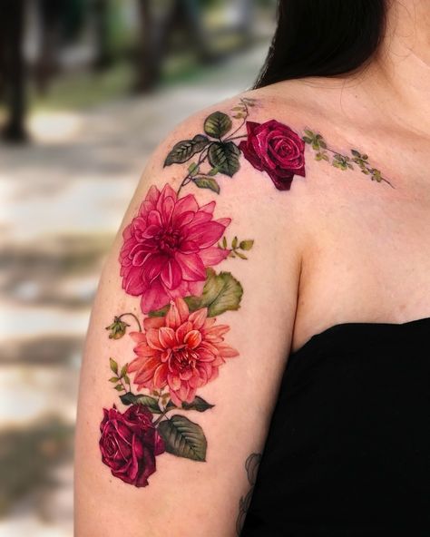 VISM STUDIO | belle of barmera and dark desire rose @song.e_tattoo Done at @vismstudio… | Instagram Red Tattoos, Red Ink Tattoos, Red Ink, Rose Tattoo, Skin Art, Body Tattoos, Vibrant Red, Flower Tattoos, Ink Tattoo