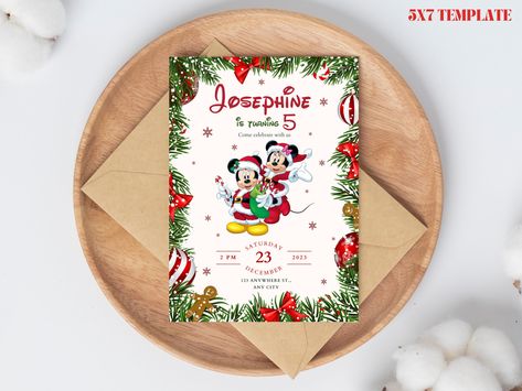 Disney Christmas Birthday, Christmas Birthday Invitations, Minnie Mouse Christmas, Minnie Christmas, Christmas Invitation, Christmas Birthday Party, Mouse Christmas, Mouse Party, Winter Birthday