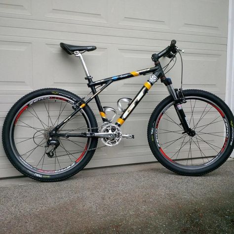 mountain bike gt bike - Google Search Gt Bikes, Mtb Bike, Custom Paint, Mountain Bike, Mountain Biking, Google Images, Bike, Google Search, Quick Saves