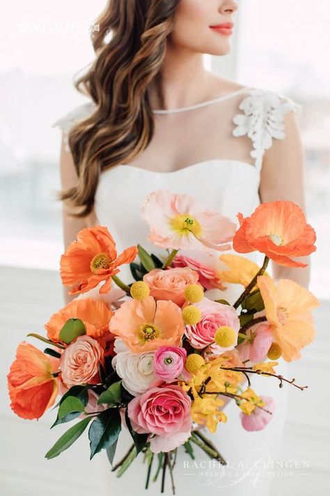 Orange Wedding Bouquet, Contrast Photography, Purple Tree, Boda Mexicana, Wedding Event Design, Bright Wedding, Bouquet Inspiration, Tree Photography, Orange Wedding